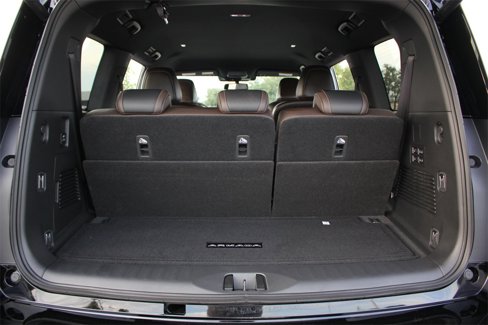 New 2026 Nissan Armada SL w/ Captain's Chari Seat Package image 21
