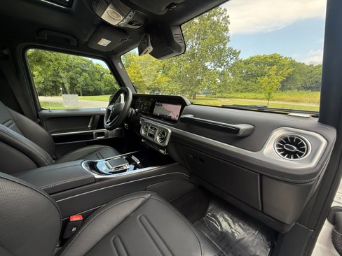 Used 2025 Mercedes-Benz G 550 image 19