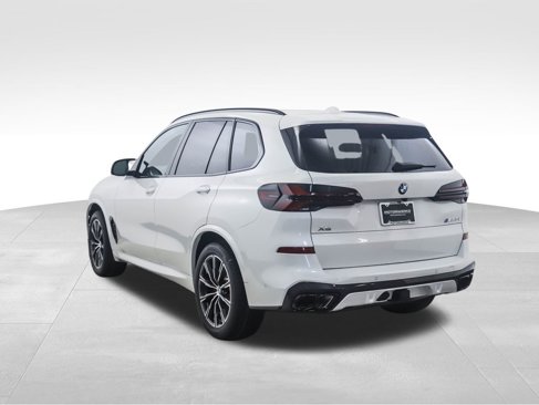 New 2026 BMW X5 M60i image 3