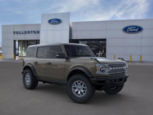 New 2025 Ford Bronco Badlands image 7