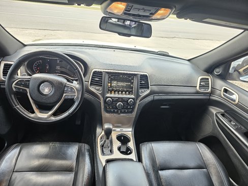 Used 2016 Jeep Grand Cherokee Limited image 13