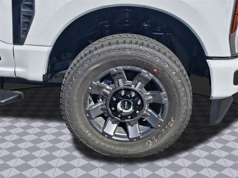 New 2026 Ford F350 4x4 Crew Cab Super Duty image 10