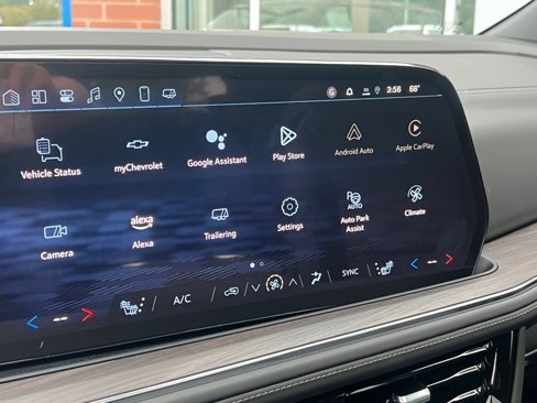 New 2025 Chevrolet Suburban Z71 w/ Comfort Package image 12