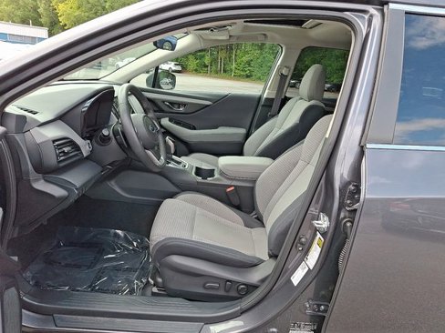 Used 2025 Subaru Outback Premium w/ Popular Package #1A image 17