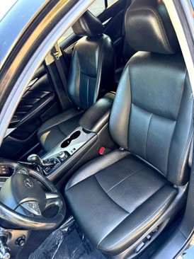 Used 2017 INFINITI Q50 3.0t Premium w/ Cargo Package (L95) image 16