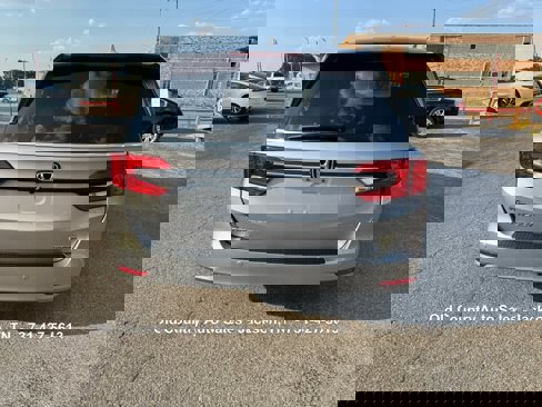 Used 2023 Honda Odyssey Touring image 7