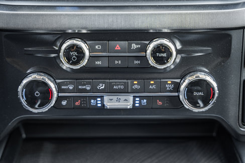 New 2025 Ford F250 Platinum image 28