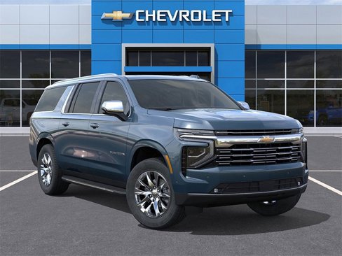 New 2026 Chevrolet Suburban Premier image 7
