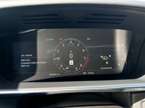 Used 2022 Land Rover Range Rover Sport HSE Silver Edition image 40