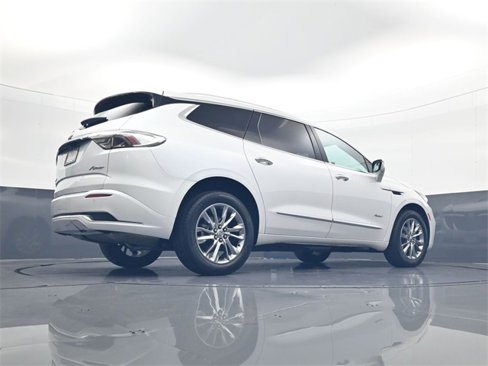 Used 2024 Buick Enclave Avenir w/ Avenir Technology Package image 26