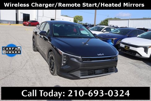 Certified 2025 Kia K4 EX image 1