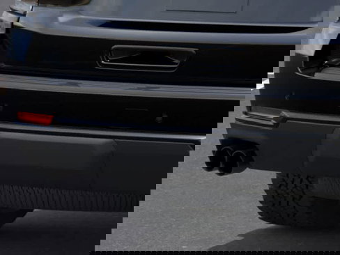 New 2026 Chevrolet Suburban Z71 image 14