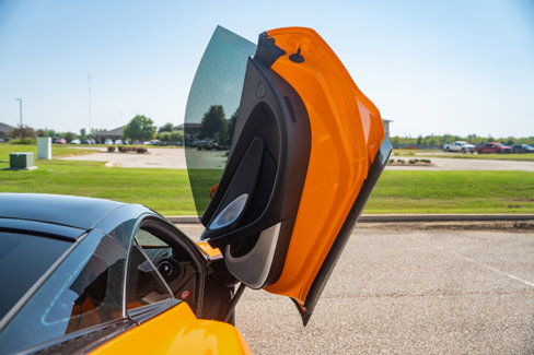 Used 2021 McLaren GT image 30