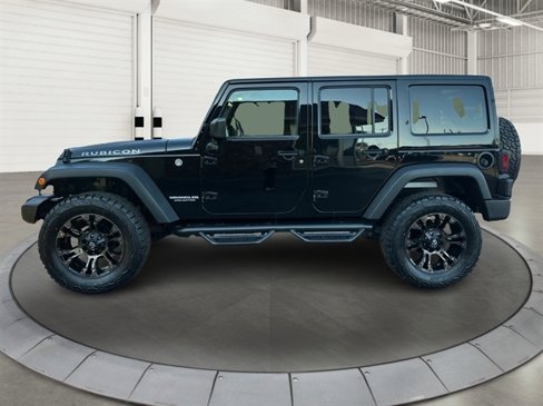 Used 2017 Jeep Wrangler Unlimited Rubicon w/ Connectivity Group image 1