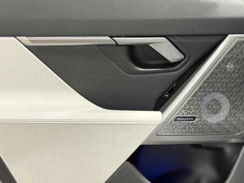 New 2026 BMW M5 w/ Executive Package image 24