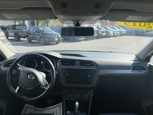 Used 2019 Volkswagen Tiguan SE image 5