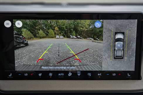 New 2025 Ford Maverick Lariat w/ 4K Tow Package image 9