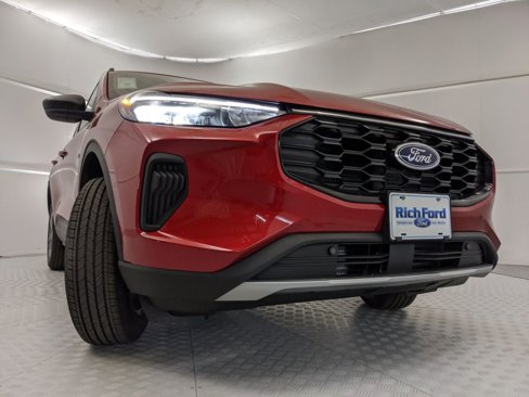 New 2026 Ford Escape ST-Line w/ Tech Pack #1 image 28