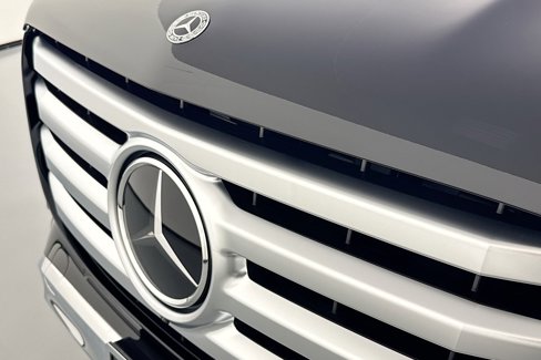 New 2026 Mercedes-Benz GLS 450 4MATIC image 13