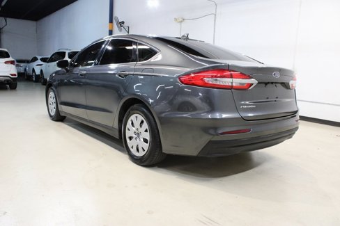 Used 2020 Ford Fusion S image 4