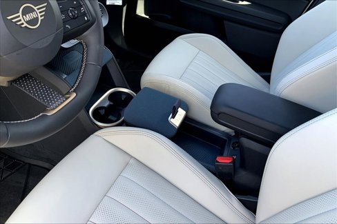New 2025 MINI Cooper Countryman SE w/ Comfort Package Max image 6