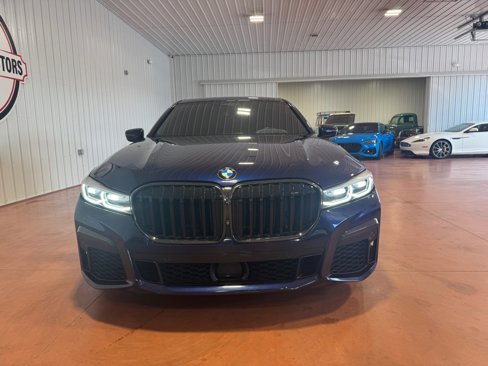 Used 2021 BMW 750i xDrive w/ Executive Package image 5