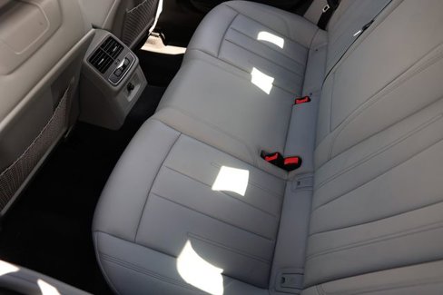 Used 2022 Audi A4 2.0T Premium image 8