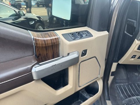 Used 2019 Ford F150 Lariat w/ Equipment Group 502A Luxury image 14