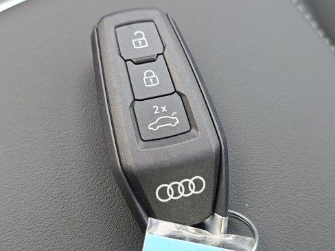 New 2025 Audi Q5 Premium Plus image 28