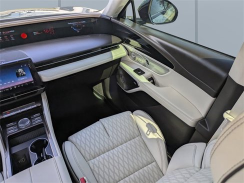 Used 2025 Lincoln Nautilus Black Label image 19