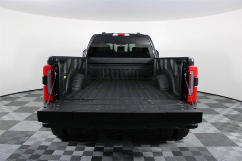 Used 2024 Ford F450 Platinum w/ FX4 Off-Road Package image 8