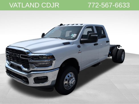 New 2026 RAM 3500 Tradesman image 3