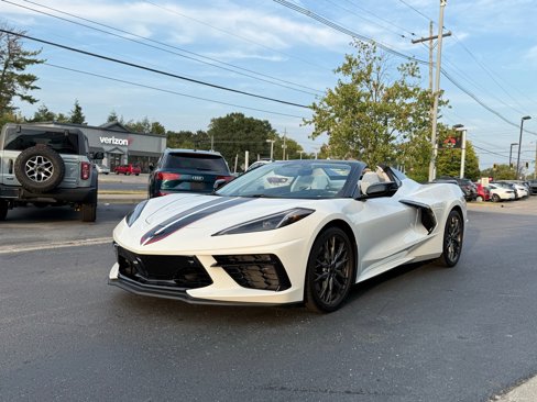 Used 2024 Chevrolet Corvette Stingray Premium Conv w/ Z51 Performance Package image 2
