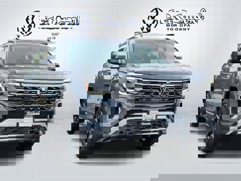 New 2026 Volkswagen Atlas Peak Edition image 3