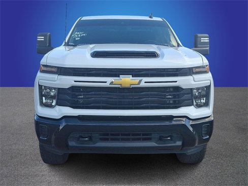 Used 2024 Chevrolet Silverado 2500 Custom w/ Custom Value Package image 2