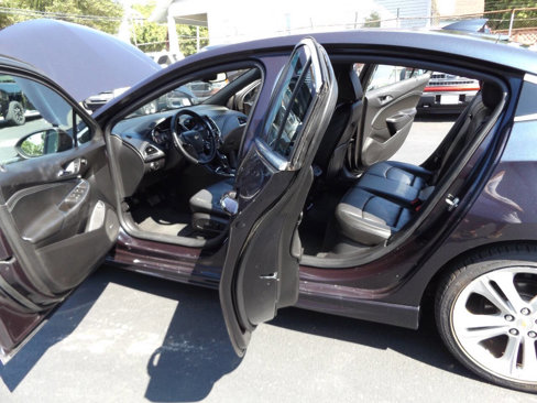 Used 2016 Chevrolet Cruze Premier image 12