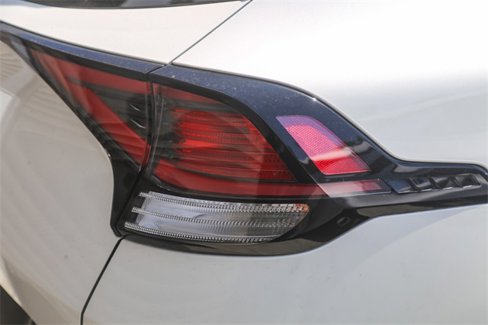 Certified 2024 Kia Sportage LX image 9