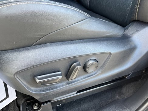 Used 2024 Toyota Tacoma Limited image 10