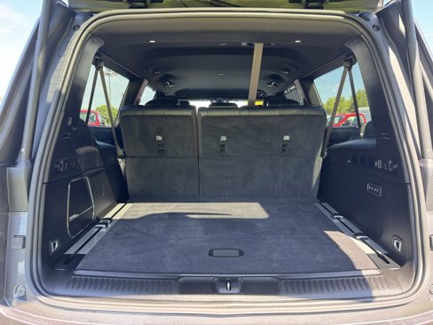 Used 2024 Jeep Wagoneer L 4WD w/ Convenience Group I image 44