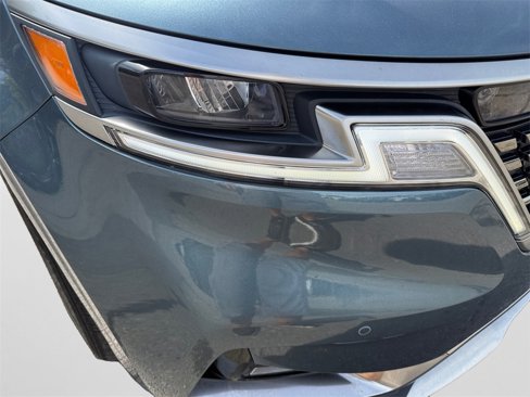 Used 2024 Kia Carnival SX image 23