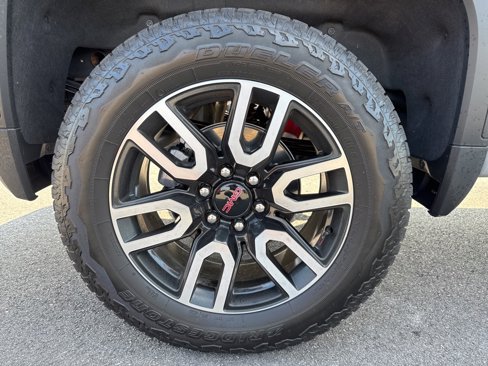 Used 2025 GMC Sierra 1500 AT4 w/ AT4 Preferred Package image 12