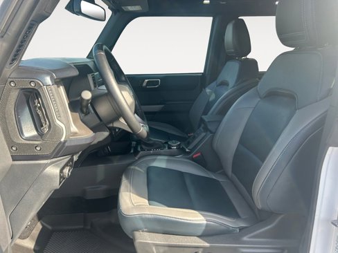 Used 2023 Ford Bronco Outer Banks image 15
