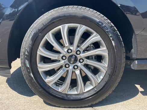 Used 2024 Lincoln Navigator Premiere image 30
