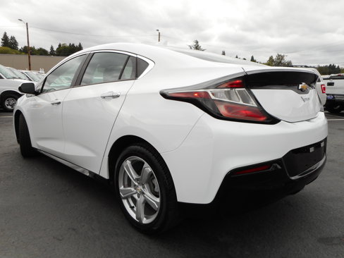 Used 2017 Chevrolet Volt LT image 9