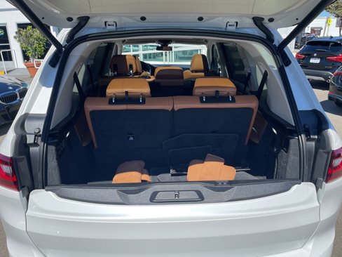 Used 2022 BMW X7 xDrive40i w/ Premium Package image 27