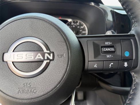 Used 2025 Nissan Pathfinder SL image 26