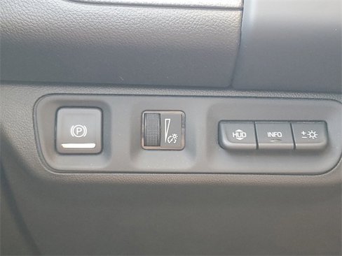Used 2023 GMC Acadia AT4 w/ Technology Package image 26