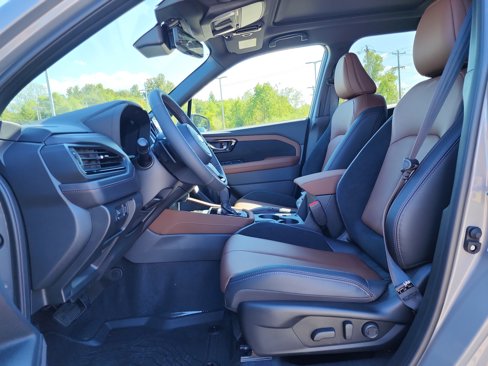 New 2025 Subaru Forester Touring image 6