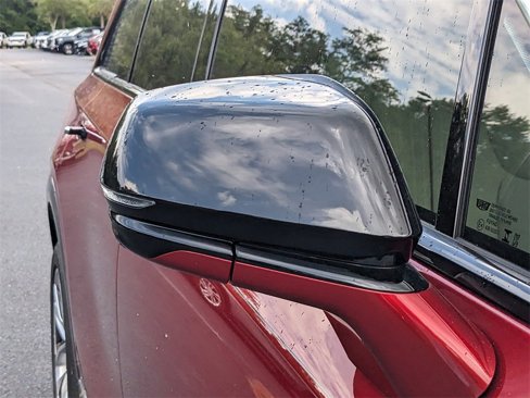 New 2026 Cadillac Vistiq Luxury w/ LPO, Floor Liner Package image 13