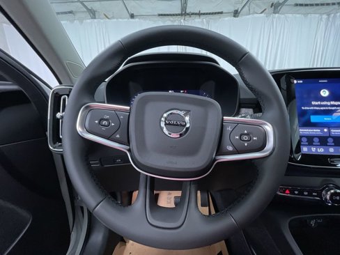 New 2026 Volvo XC40 B5 Plus w/ Protection Package Premier image 8